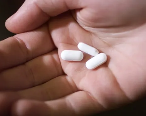 Low-Dose Aspirin Demonstrates Major Benefit in Preventing Bowel Cancer Relapse, Trial Reports