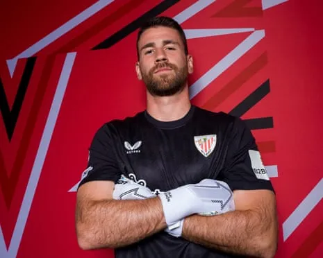 El portero Simón: ‘Alcanzar un trofeo con el Athletic me satisface más que una decena de campeonatos fuera de aquí’